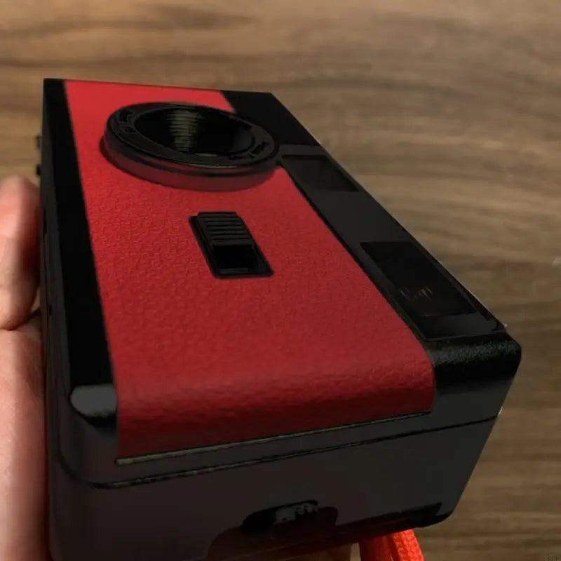 87HD 35mm Film Camera Retro Camera, Reusable, Built in Easy to Use for Photography Enthusiasts