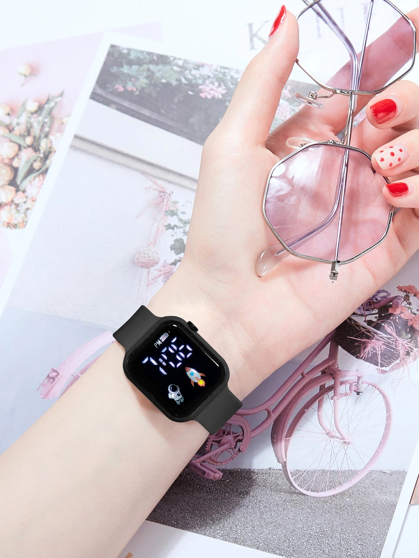 New Student Smart Watch Men's and Women's Astronaut Rocket Touch Screen Sports Electronic Watch Children's Festival Gift